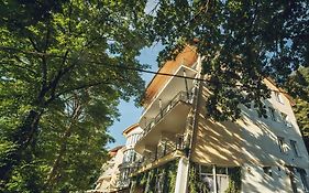 Готель Поляна Квеле